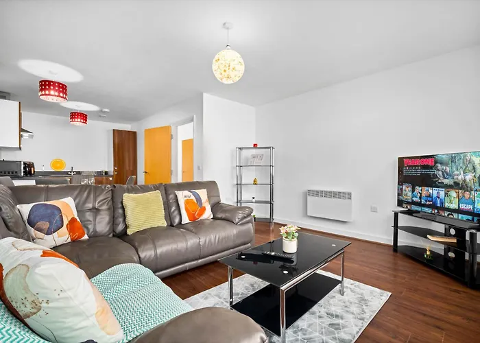 Mint Drive 2 Beds With Secure Car Or Van Park W Wifi-Netflix No Deposit Required